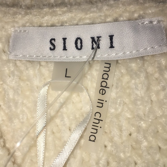 Sioni Pointelle V-Neck Sweater in Ivory - Picture 10 of 16